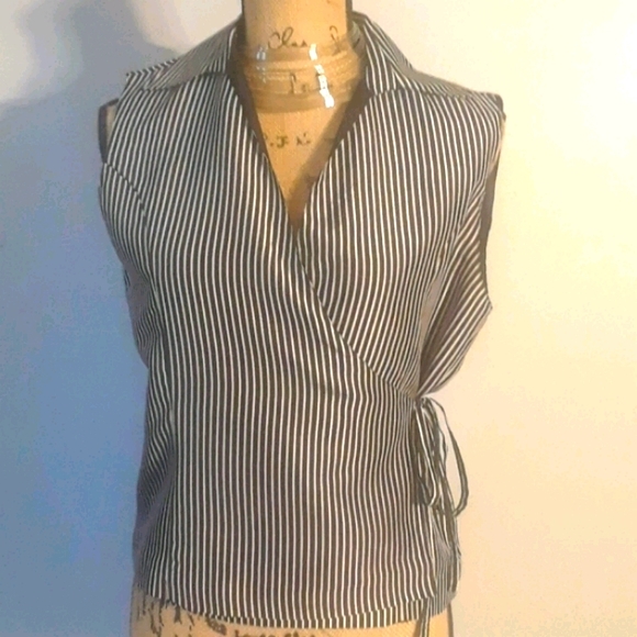 Bundle and Save Anne Carson Vest Top - Picture 3 of 8